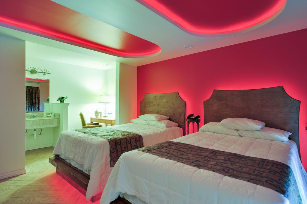 Romantic Inn & Suites Dallas Room photo